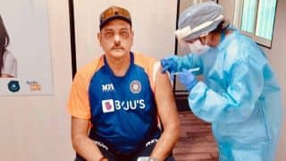 Ravi Shastri Receives First Dose of COVID-19 Vaccine Before India vs England 4th Test 2021 in Ahmedabad